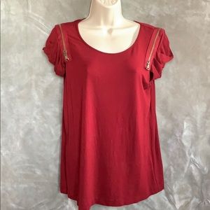 Cynthia Steffe Maroon Zipper Accent Top